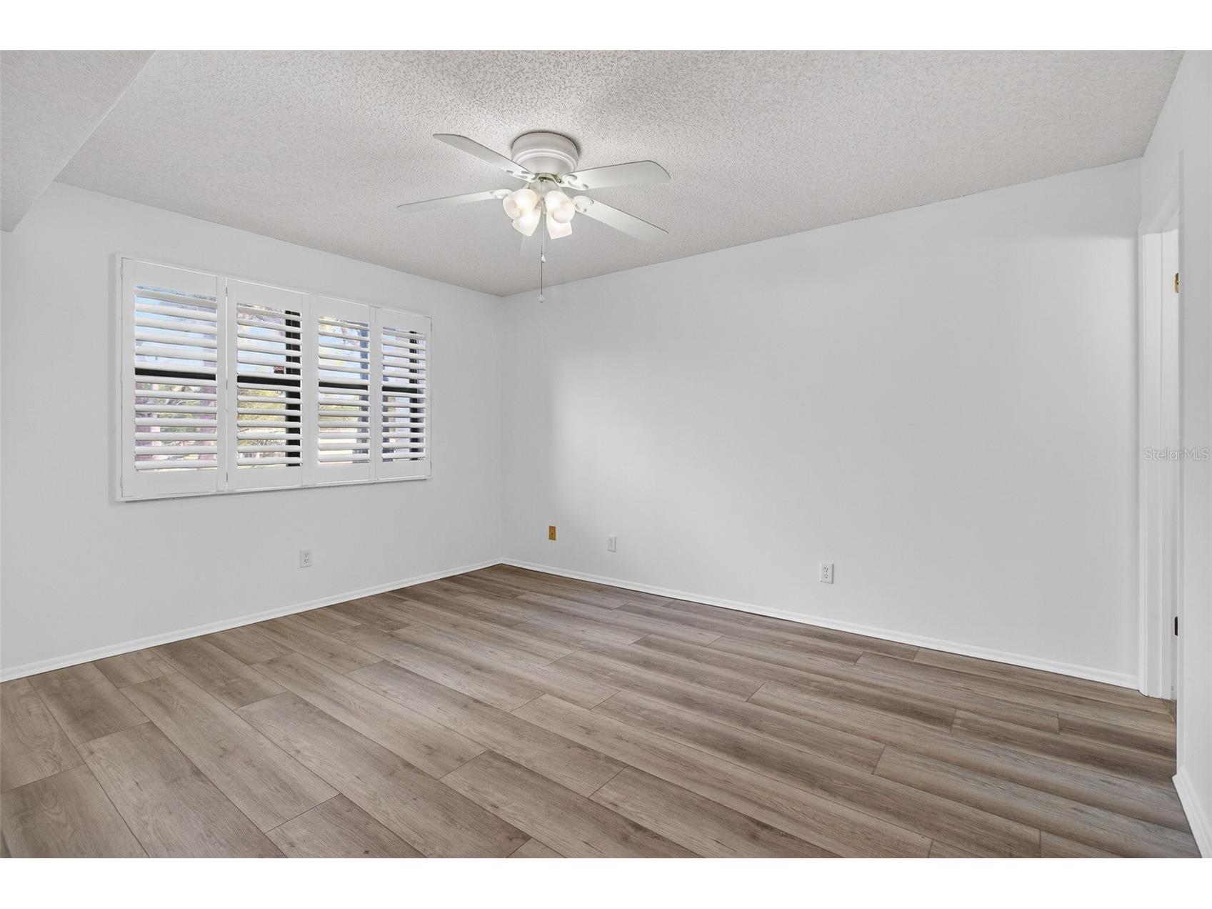 5920 80th Street N #203 Saint Petersburg FL 33709 TB8483502 image48