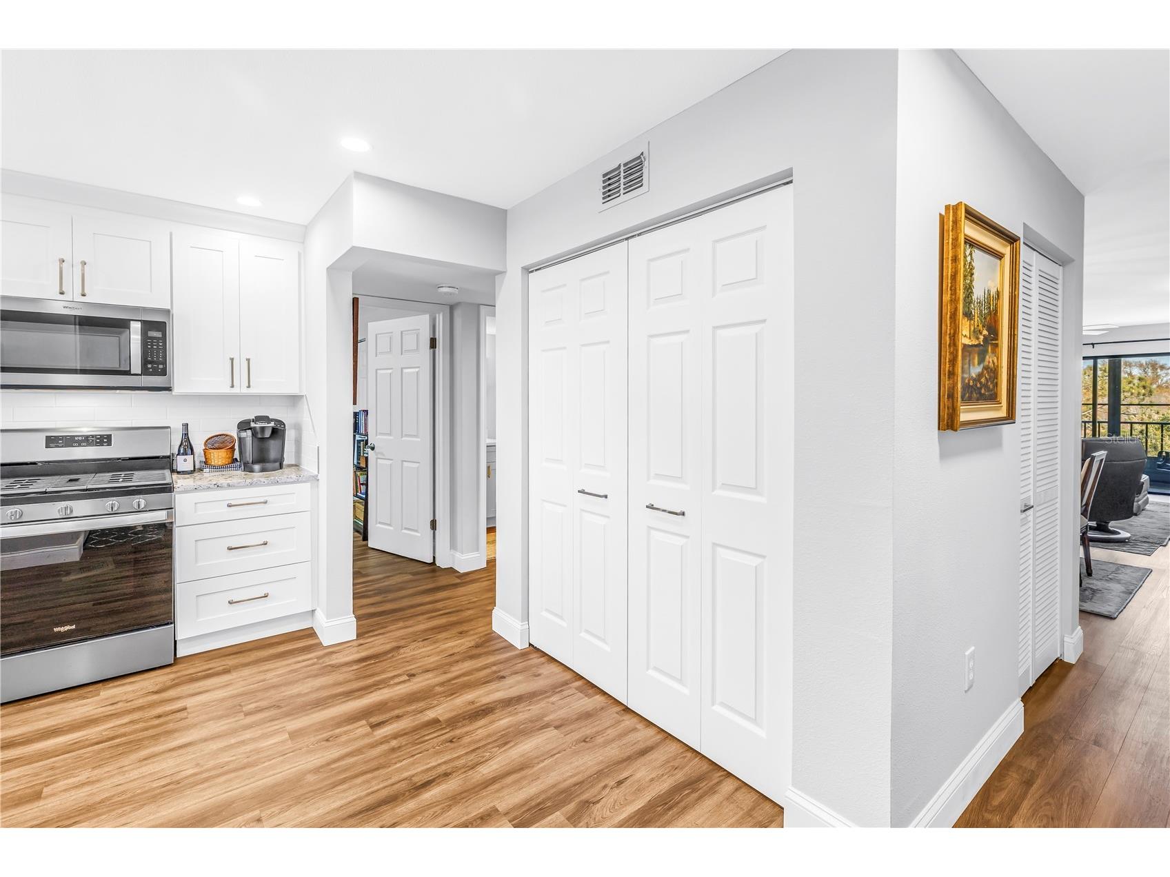 5920 80th Street N #404 Saint Petersburg FL 33709 TB8483839 image4