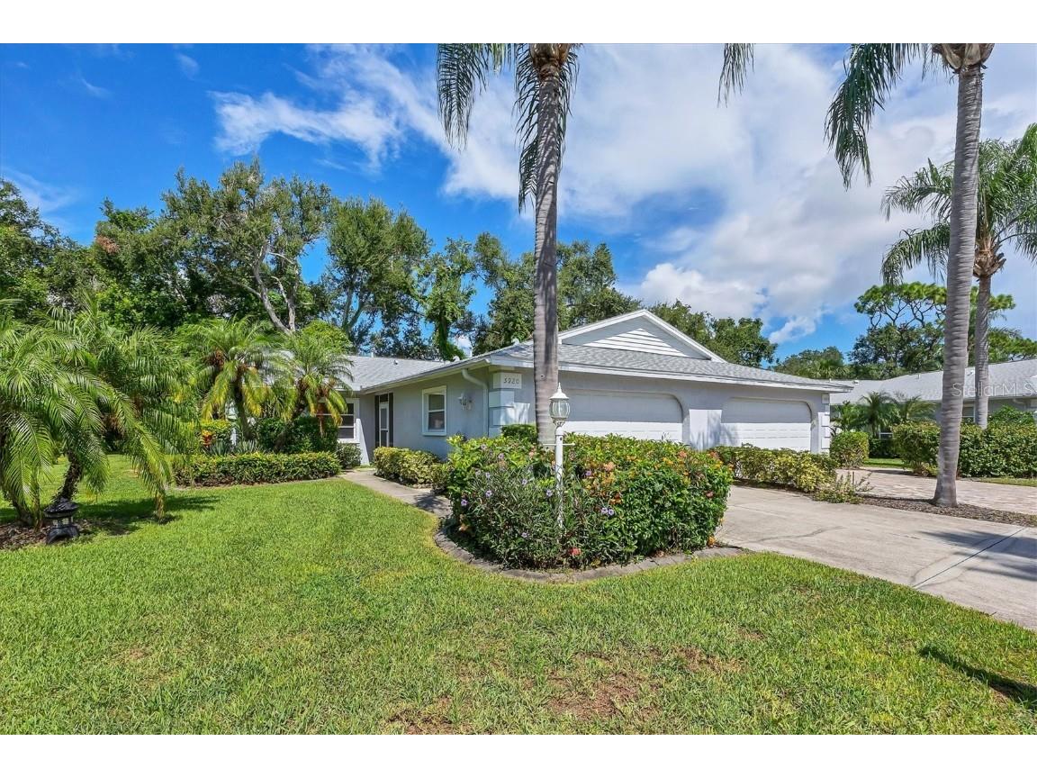 5920 Bonaventure Place Sarasota FL 34243 A4662955 image2