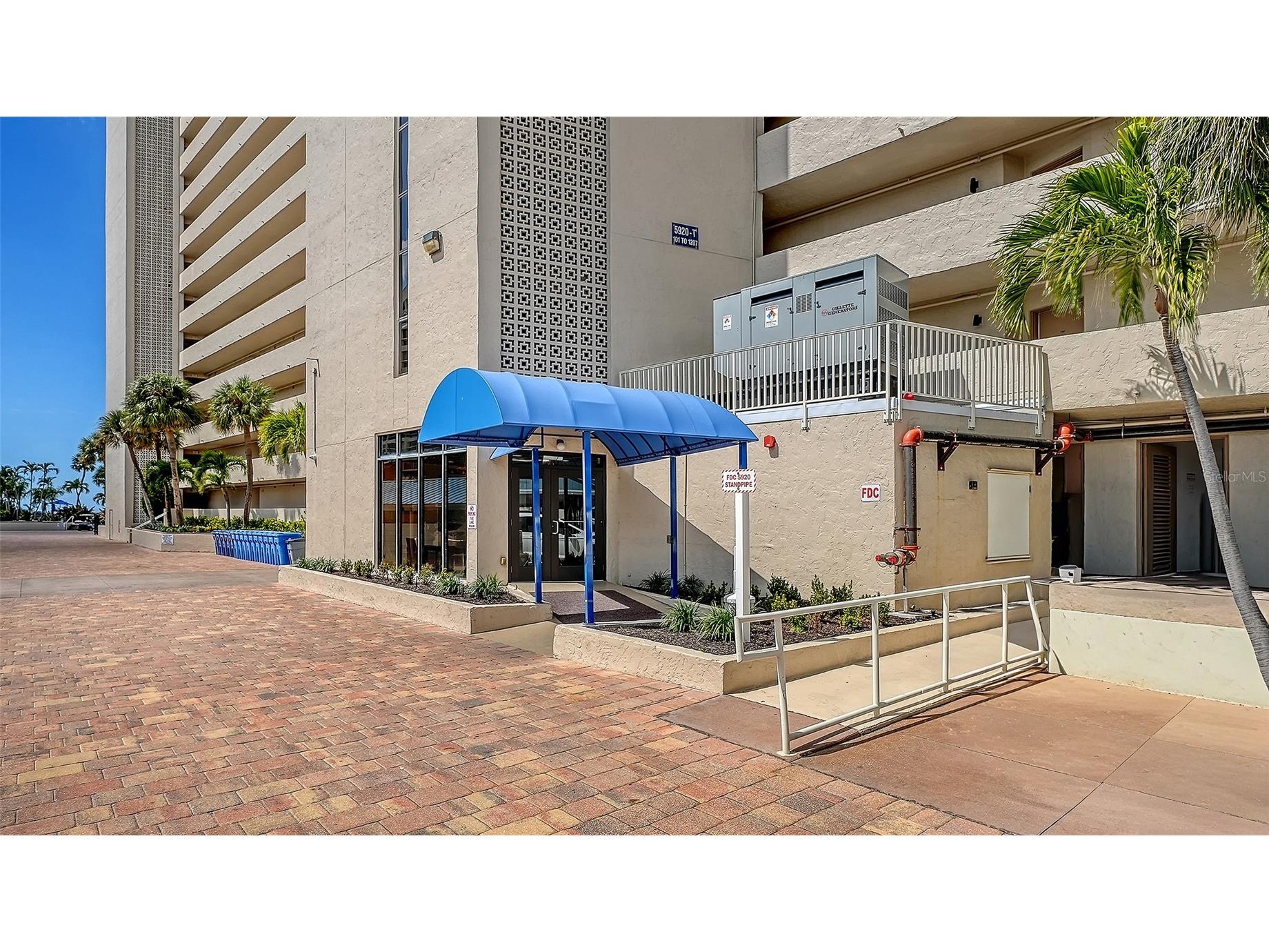 5920 Midnight Pass Road #1003 Sarasota FL 34242 - GULF OF MEXICO A4683544 image1