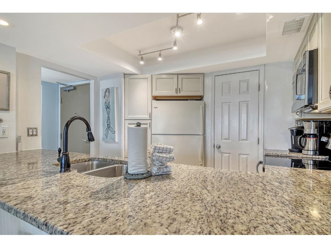 5920 Midnight Pass Road #406 Sarasota FL 34242 - GULF OF MEXICO A4649118 image24