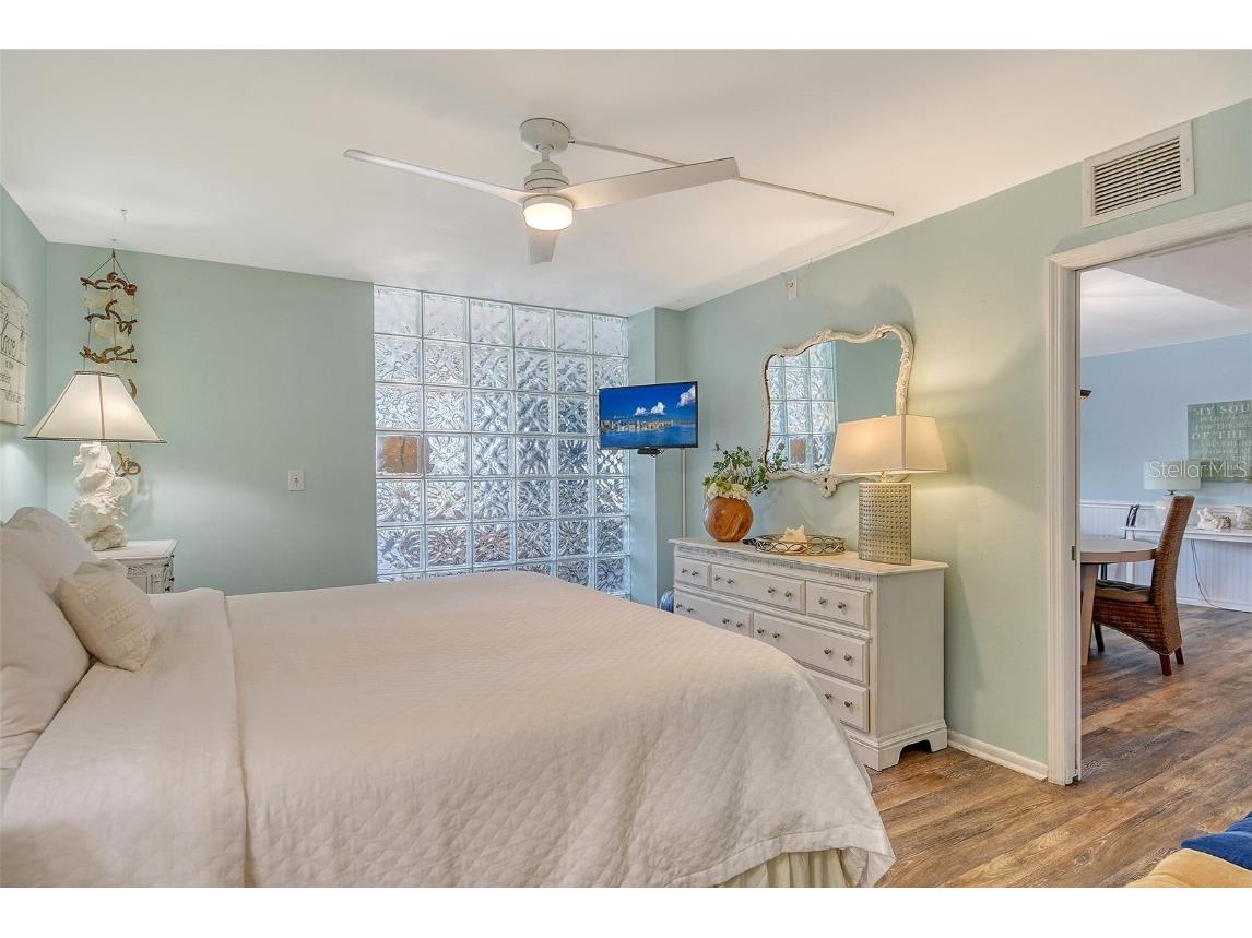 5920 Midnight Pass Road #406 Sarasota FL 34242 - GULF OF MEXICO A4649118 image29