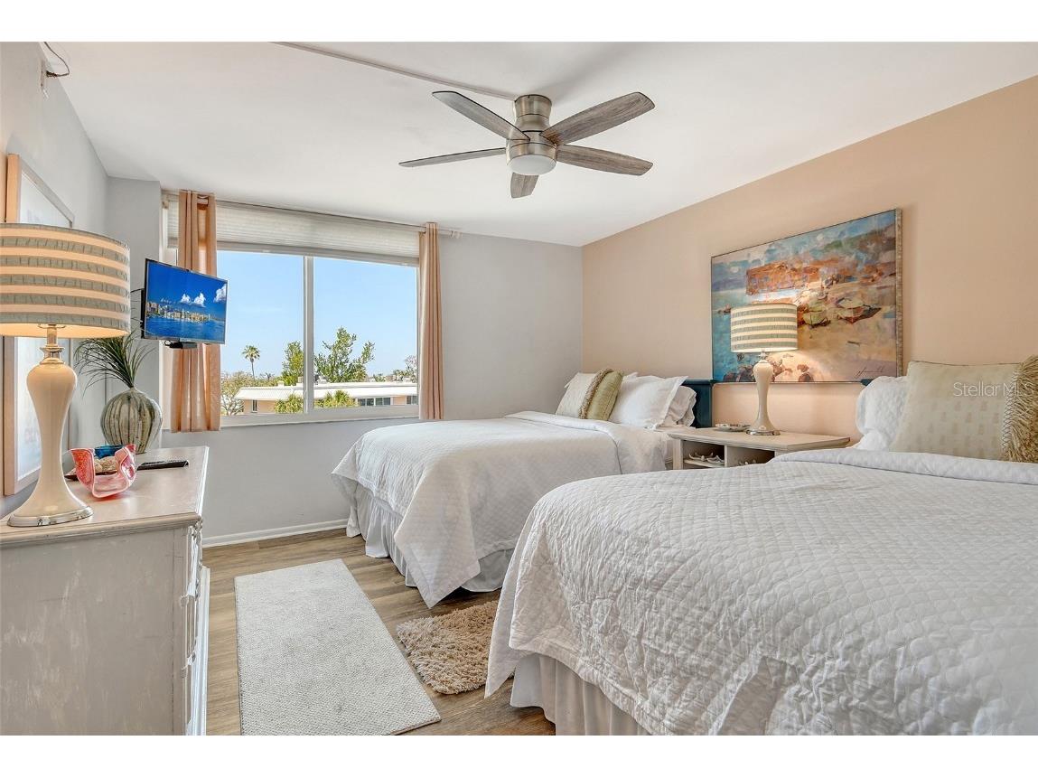 5920 Midnight Pass Road #406 Sarasota FL 34242 - GULF OF MEXICO A4649118 image32