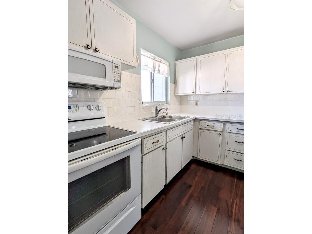 5922 Garden Lane #A31 Bradenton FL 34207 A4666477 image7