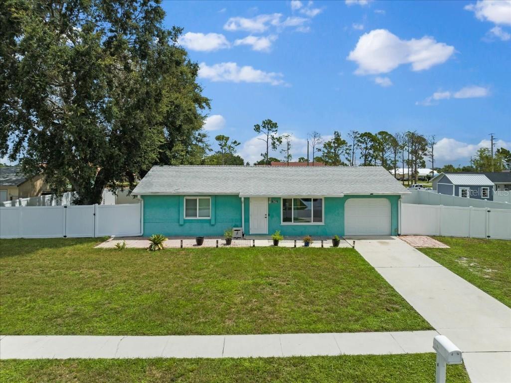 5922 Hobhill Avenue North Port FL 34287 C7478591 image1