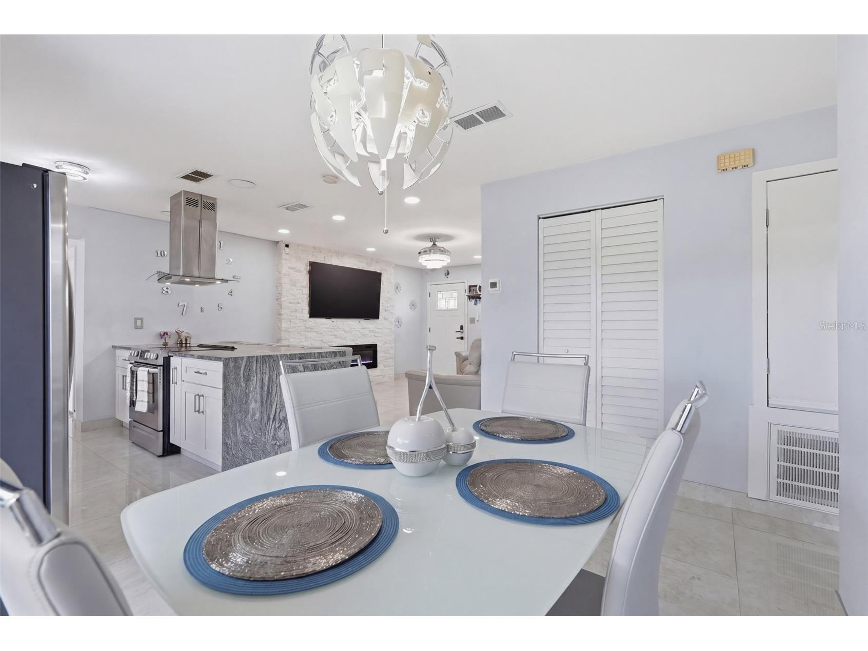 5922 Malcross Drive Orlando FL 32812 O6401545 image12