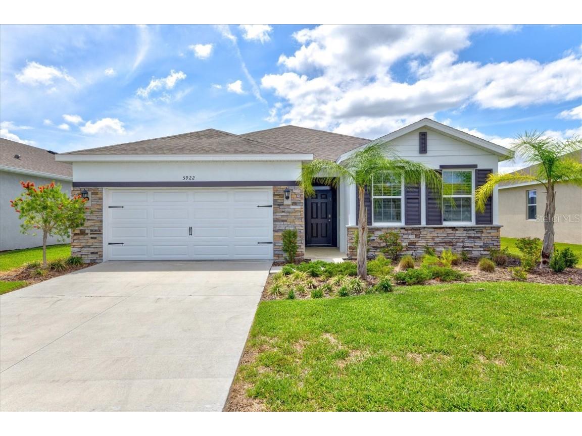 5922 Oak Bridge Court Bradenton FL 34211 A4568452 image1