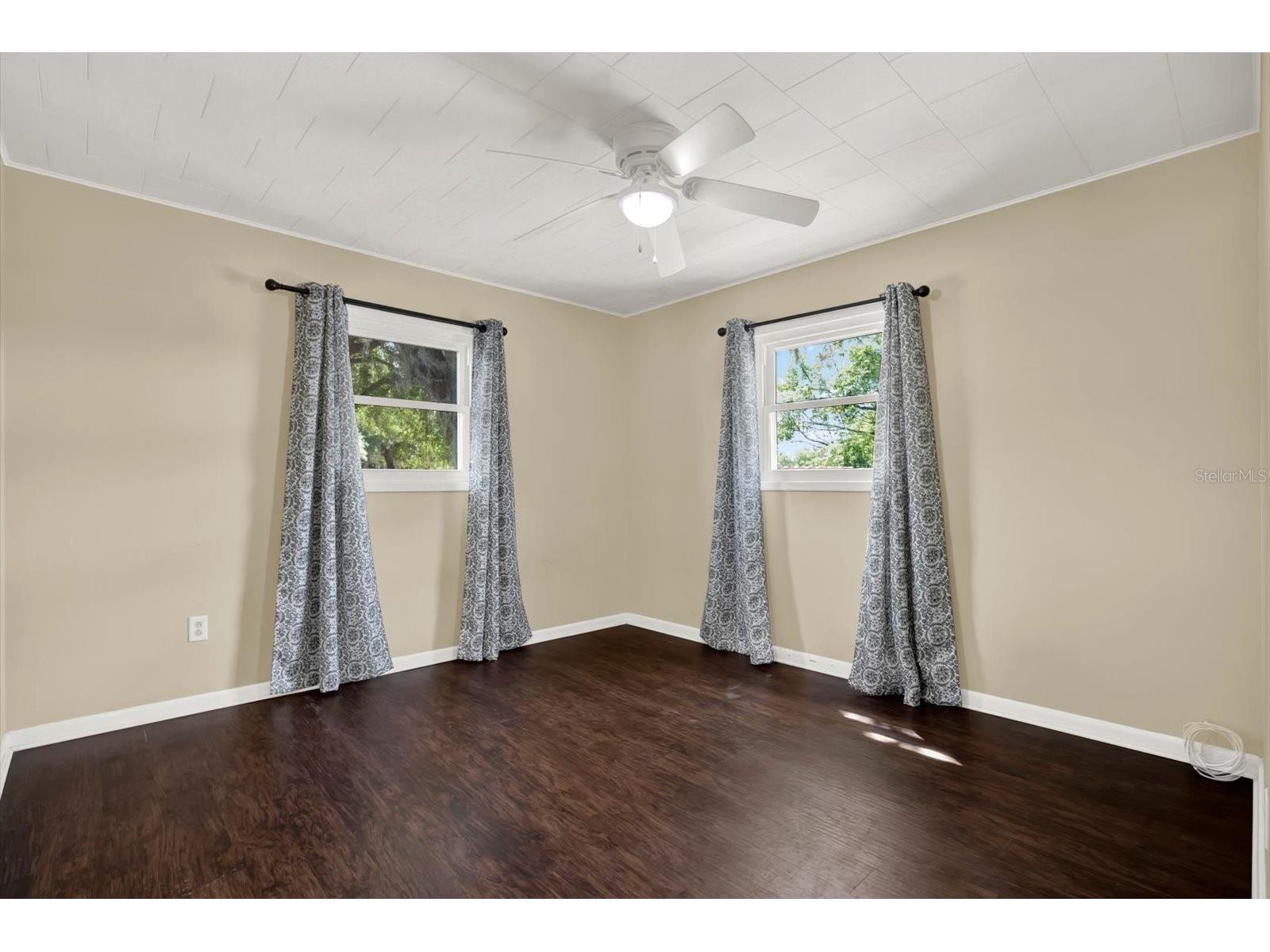 5923 14th Street Zephyrhills FL 33542 TB8502535 image12