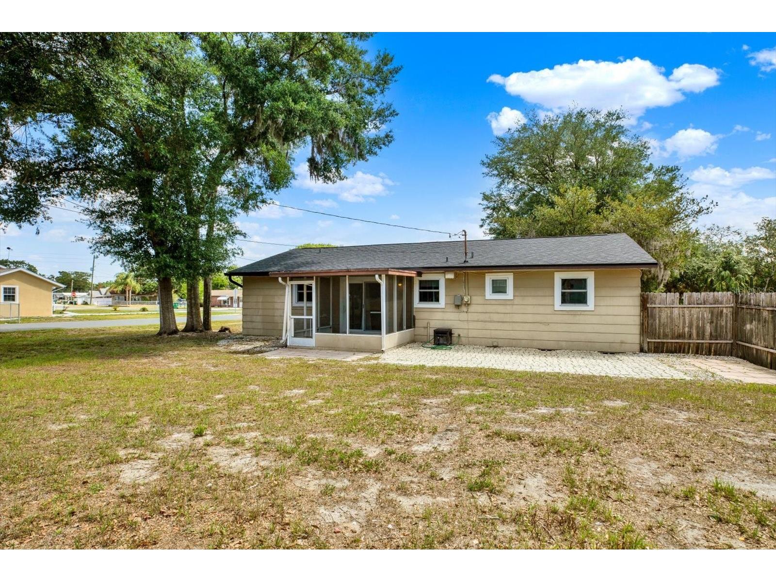5923 14th Street Zephyrhills FL 33542 TB8502535 image18