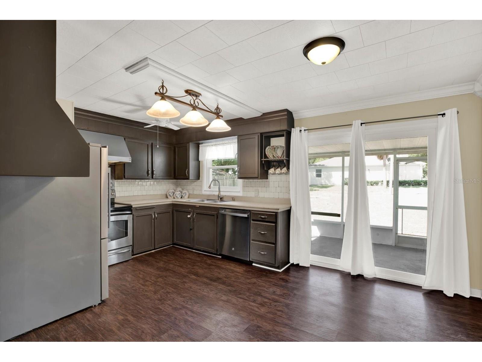 5923 14th Street Zephyrhills FL 33542 TB8502535 image6