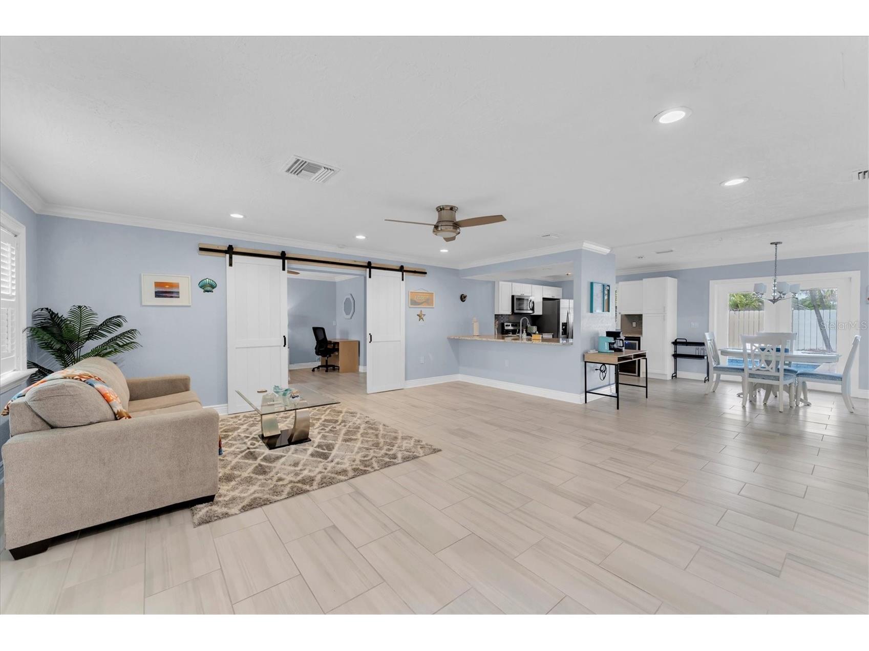 5923 2nd Street E Saint Pete Beach FL 33706 TB8507603 image3
