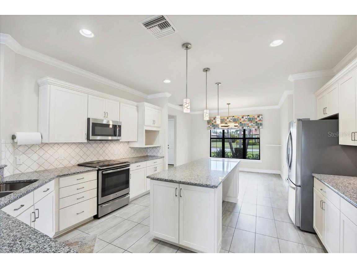 5923 Snowy Egret Drive Sarasota FL 34238 A4650861 image13