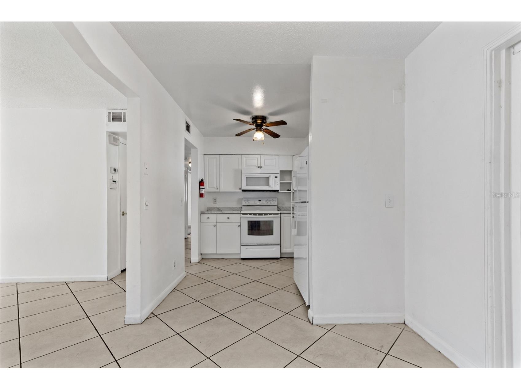5923 Yorkshire Road Tampa FL 33634 TB8521470 image10