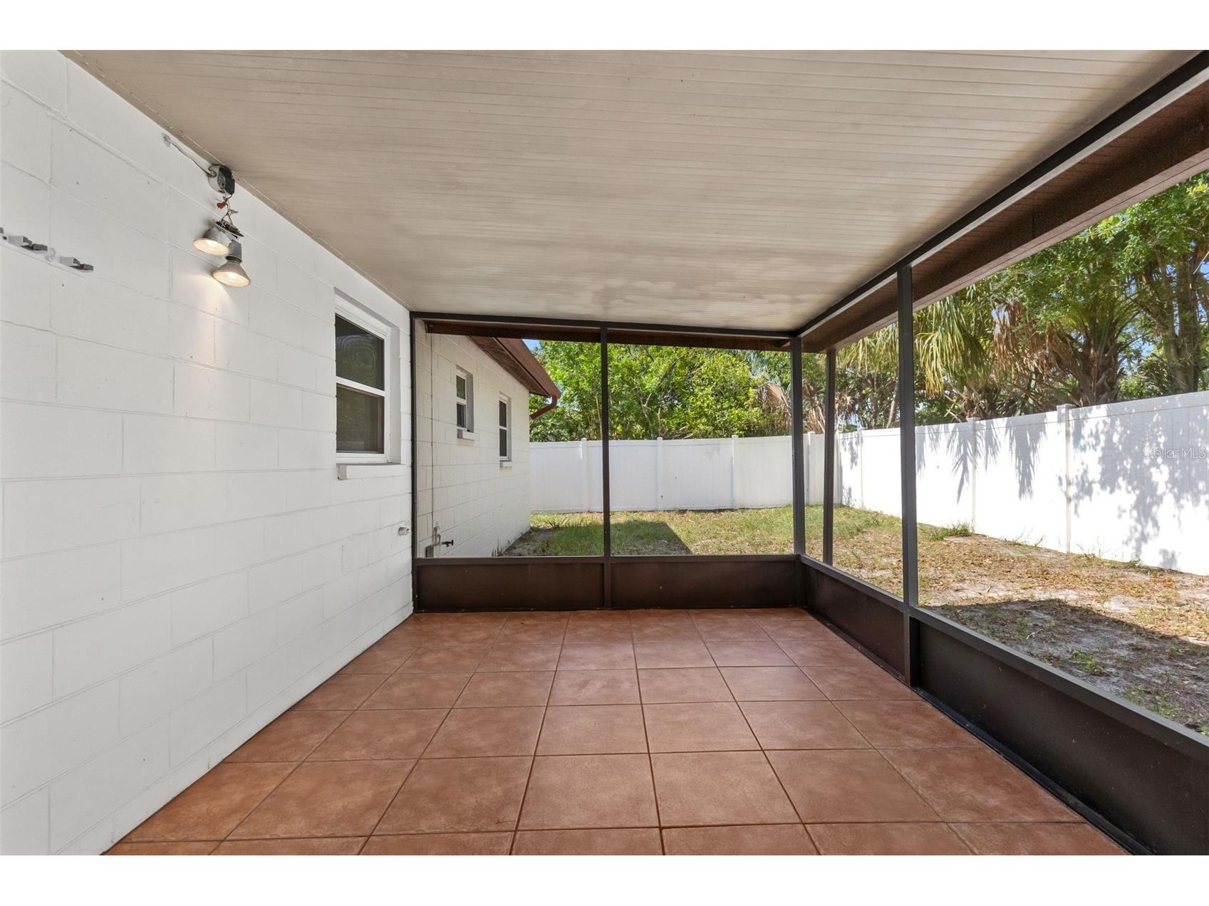 5923 Yorkshire Road Tampa FL 33634 TB8521470 image28