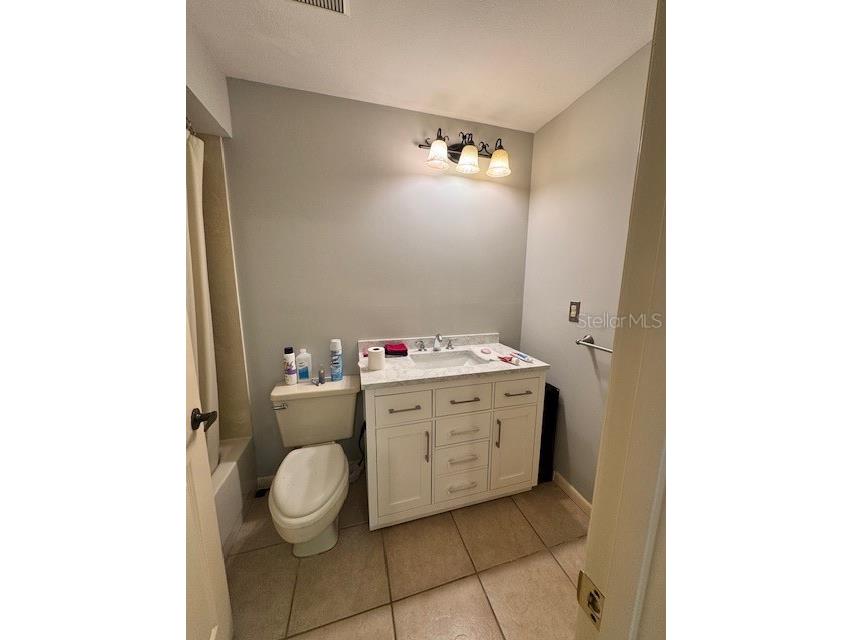 5924 Clubside Drive Sarasota FL 34243 TB8490872 image12