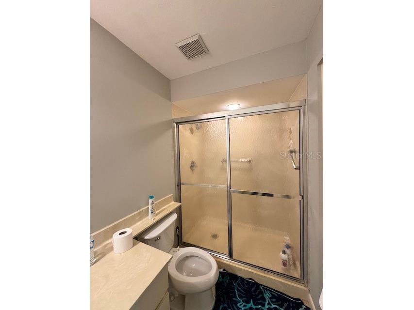 5924 Clubside Drive Sarasota FL 34243 TB8490872 image9