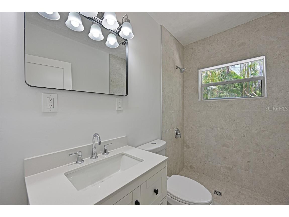 5924 Gulf Of Mexico Drive Longboat Key FL 34228 A4651805 image23