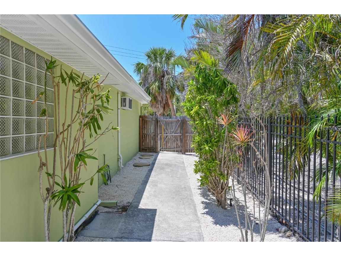 5924 Gulf Of Mexico Drive Longboat Key FL 34228 A4651805 image31