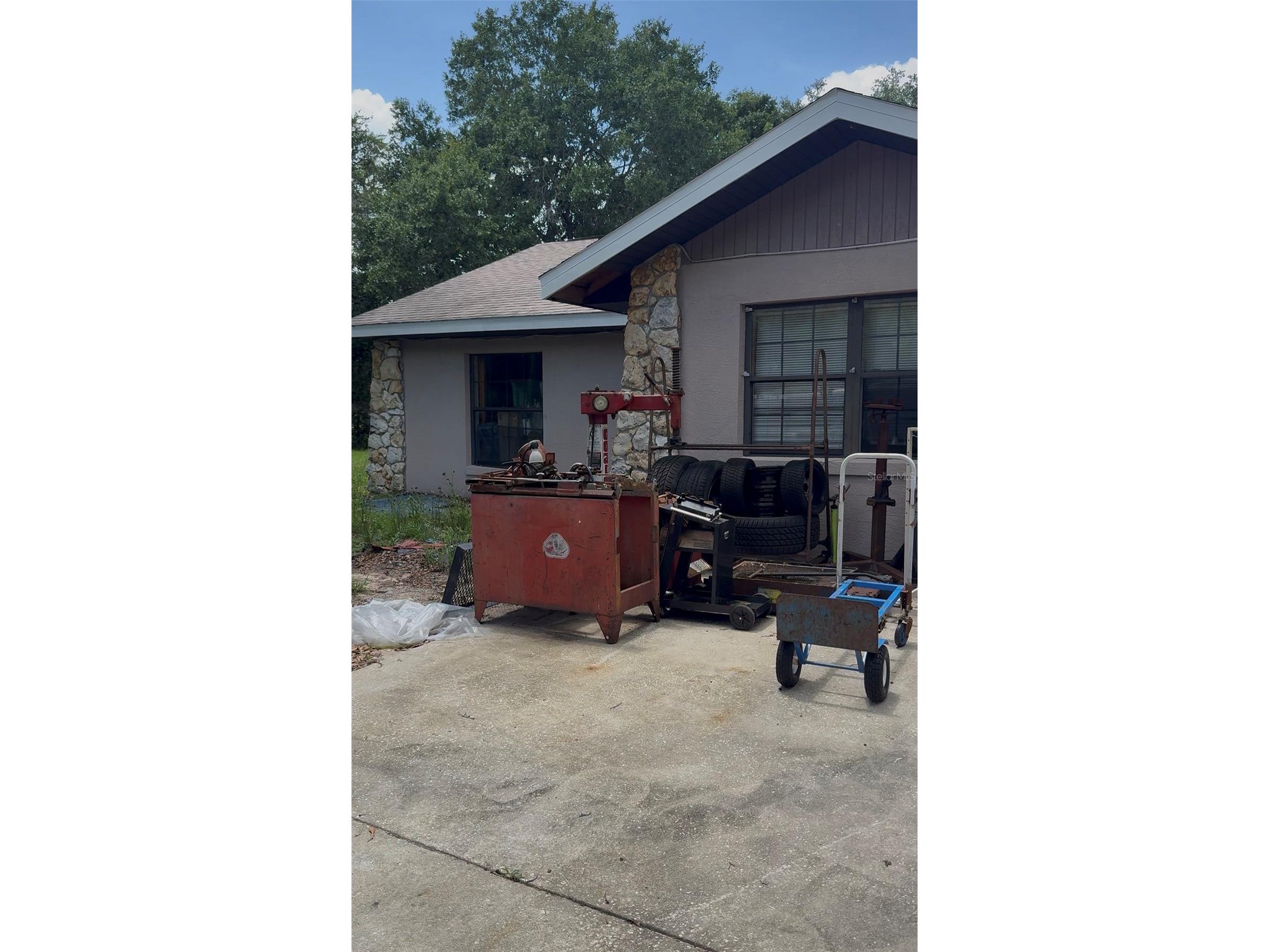 5924 SW 42nd Street Bushnell FL 33513 TB8516806 image1