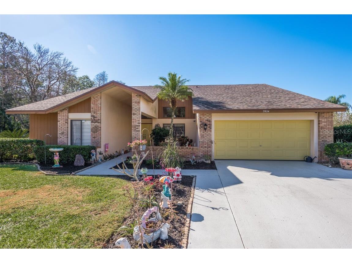 5924 Windermere Drive Palm Harbor FL 34685 U8186944 image1