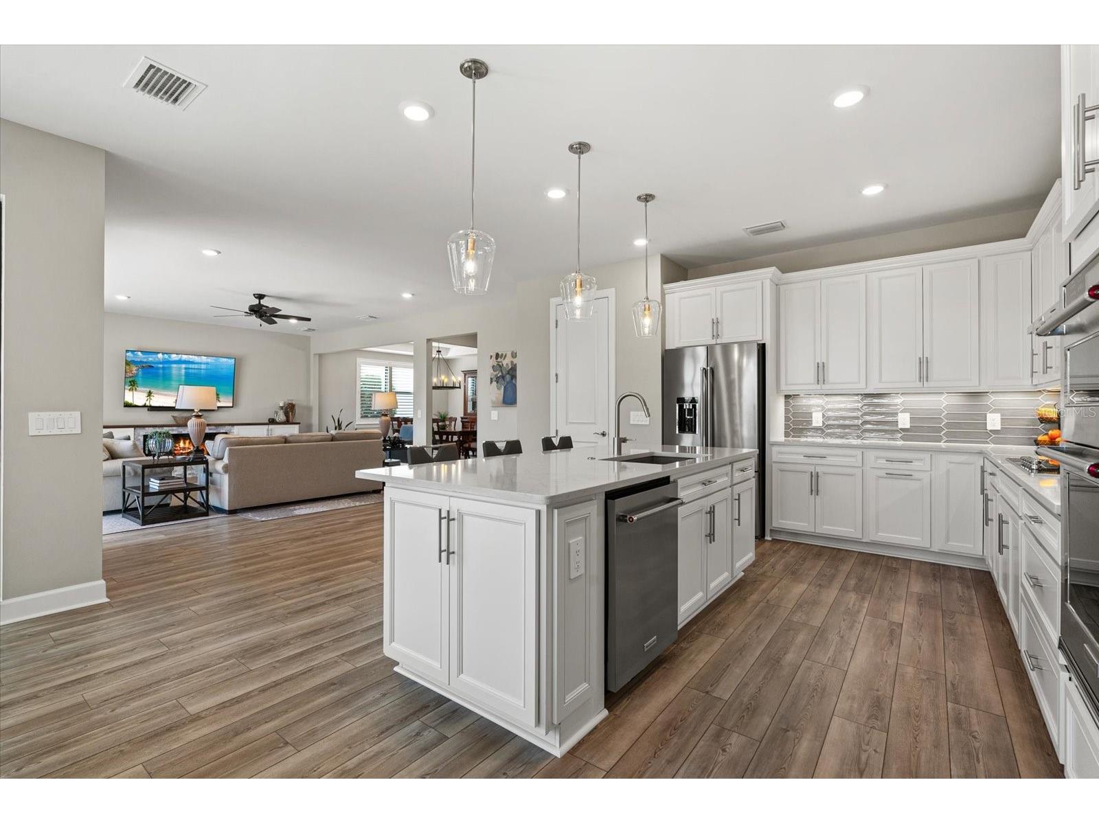 5925 Bluestar Court Lakewood Ranch FL 34211 A4681909 image14