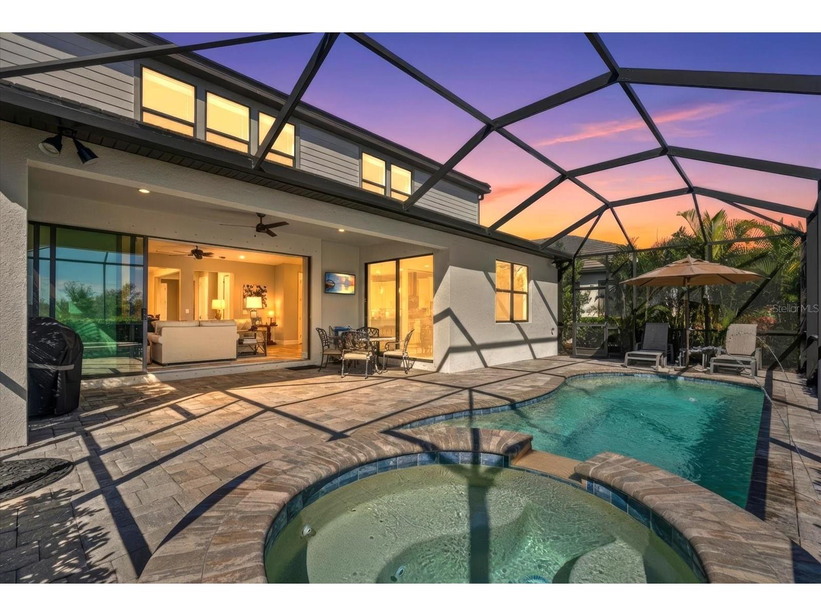 5925 Bluestar Court Lakewood Ranch FL 34211 A4681909 image2