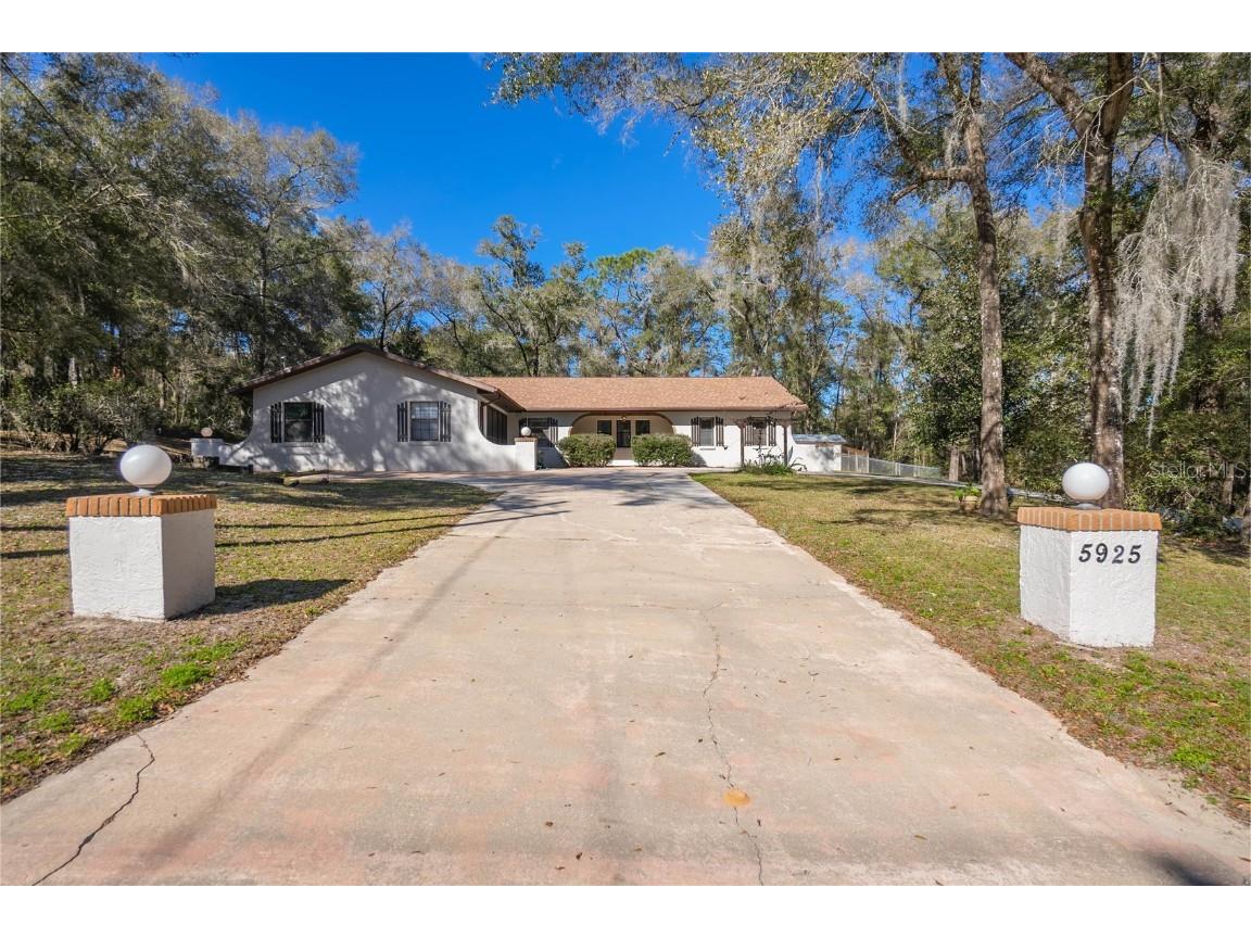 5925 E Anna Jo Drive Inverness FL 34452 OM680296 image1