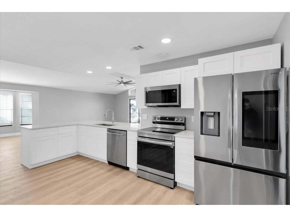 5925 Seaside Drive New Port Richey FL 34652 W7878225 image12