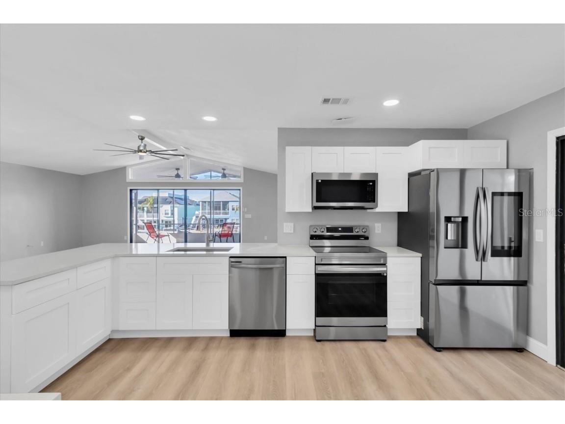 5925 Seaside Drive New Port Richey FL 34652 W7878225 image13