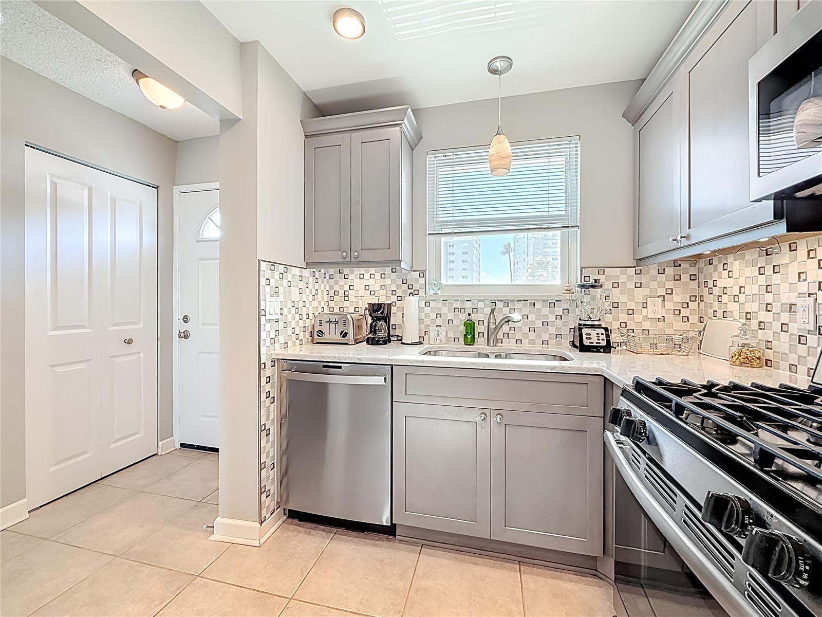 5925 Shore Boulevard S #203 Gulfport FL 33707 TB8462367 image11