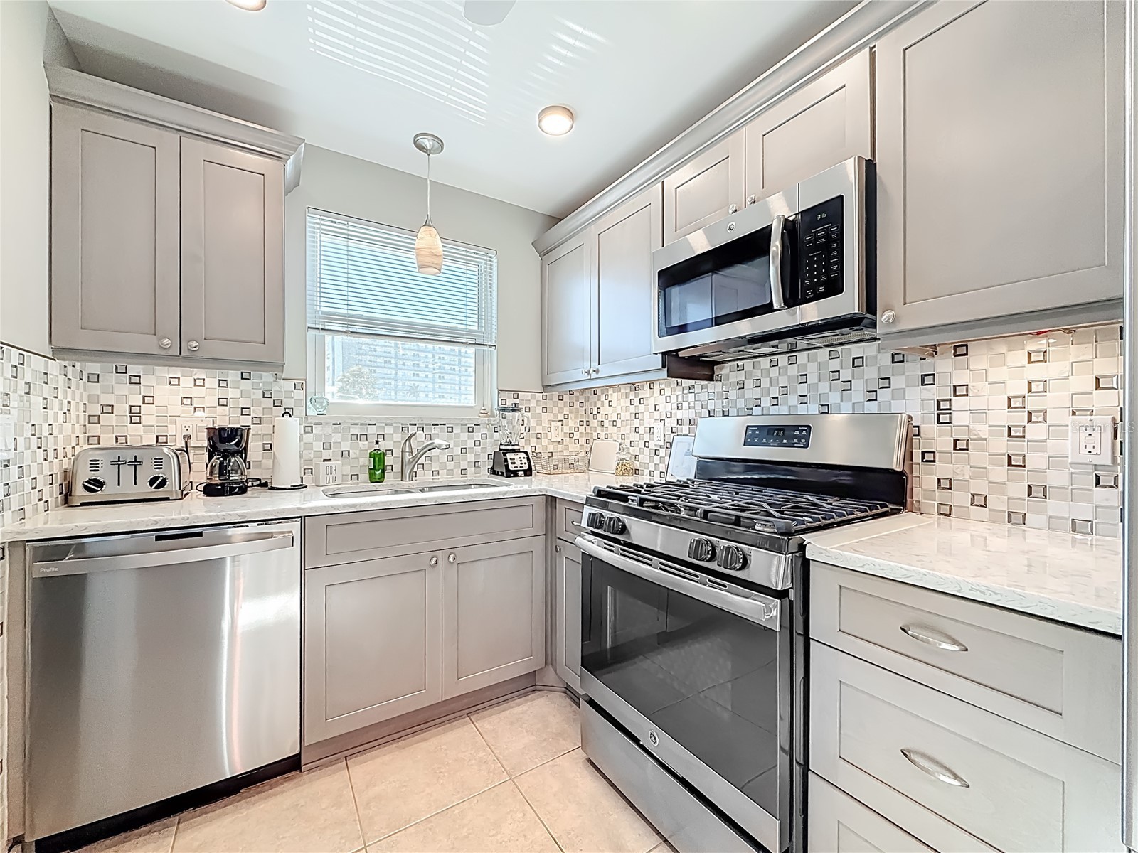 5925 Shore Boulevard S #203 Gulfport FL 33707 TB8462367 image12
