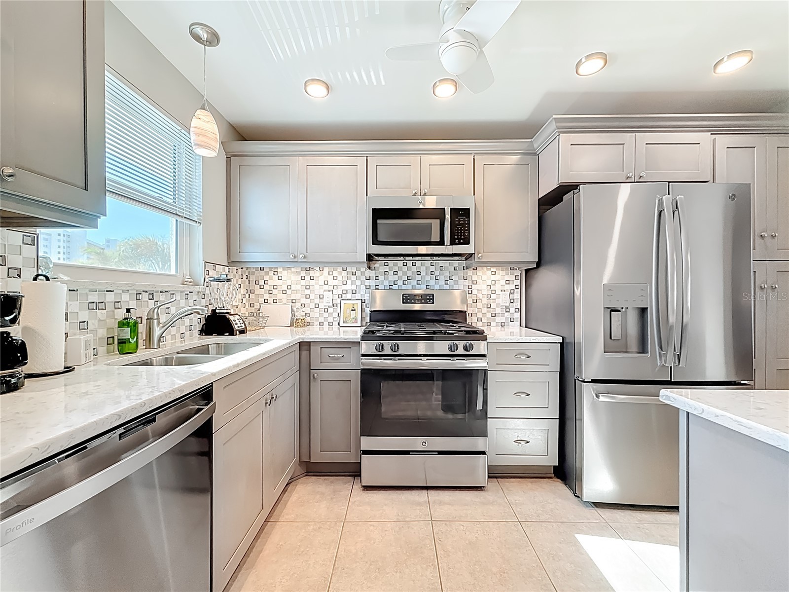 5925 Shore Boulevard S #203 Gulfport FL 33707 TB8462367 image3