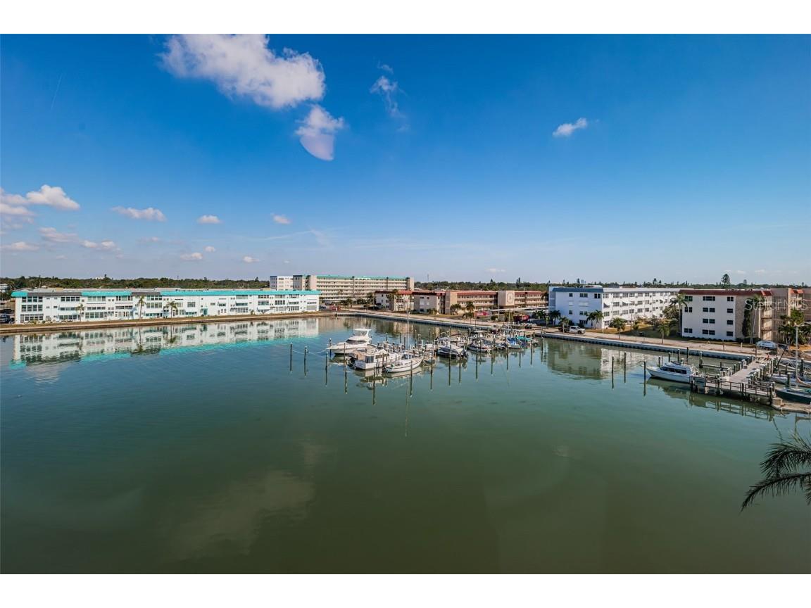 5925 Shore Boulevard S #505 Gulfport FL 33707 - BOCA CIEGA BAY TB8454297 image2