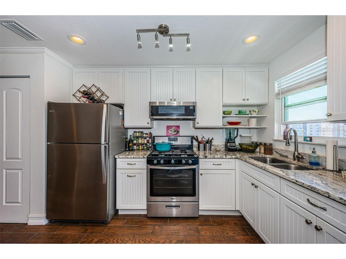 5925 Shore Boulevard S #505 Gulfport FL 33707 - BOCA CIEGA BAY TB8454297 image6