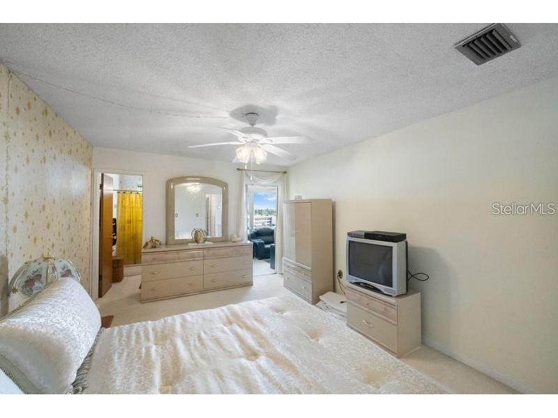 5925 Shore Boulevard S #602 Gulfport FL 33707 TB8432219 image16
