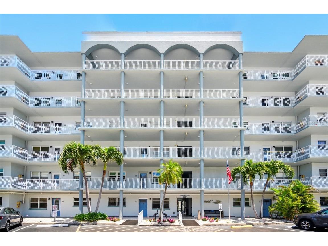 5925 Shore Boulevard S #611 Gulfport FL 33707 TB8378570 image1