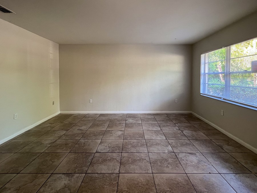 5925 SW 10th Lane #A Gainesville FL 32607 GC538362 image6