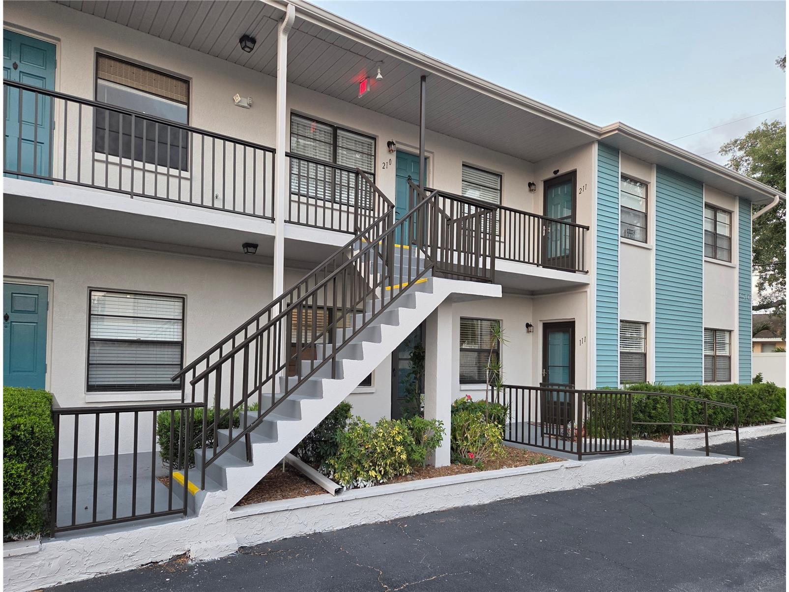 5925 Terrace Park Drive N #111 Saint Petersburg FL 33709 TB8486819 image1