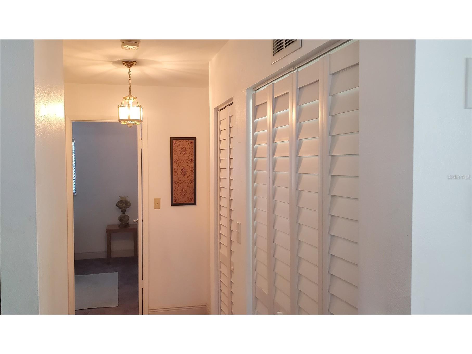 5925 Terrace Park Drive N #111 Saint Petersburg FL 33709 TB8486819 image11