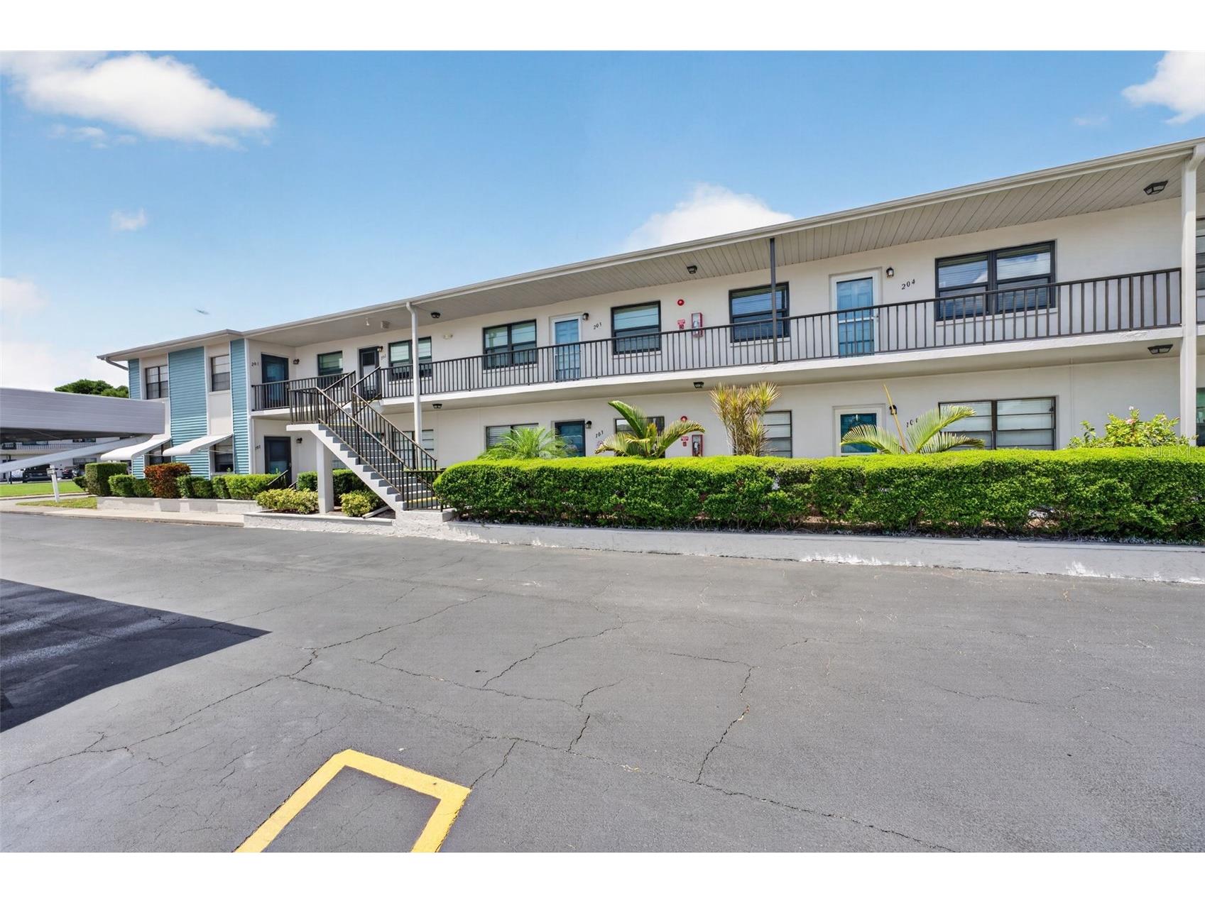 5925 Terrace Park Drive N #203 Saint Petersburg FL 33709 TB8500678 image33