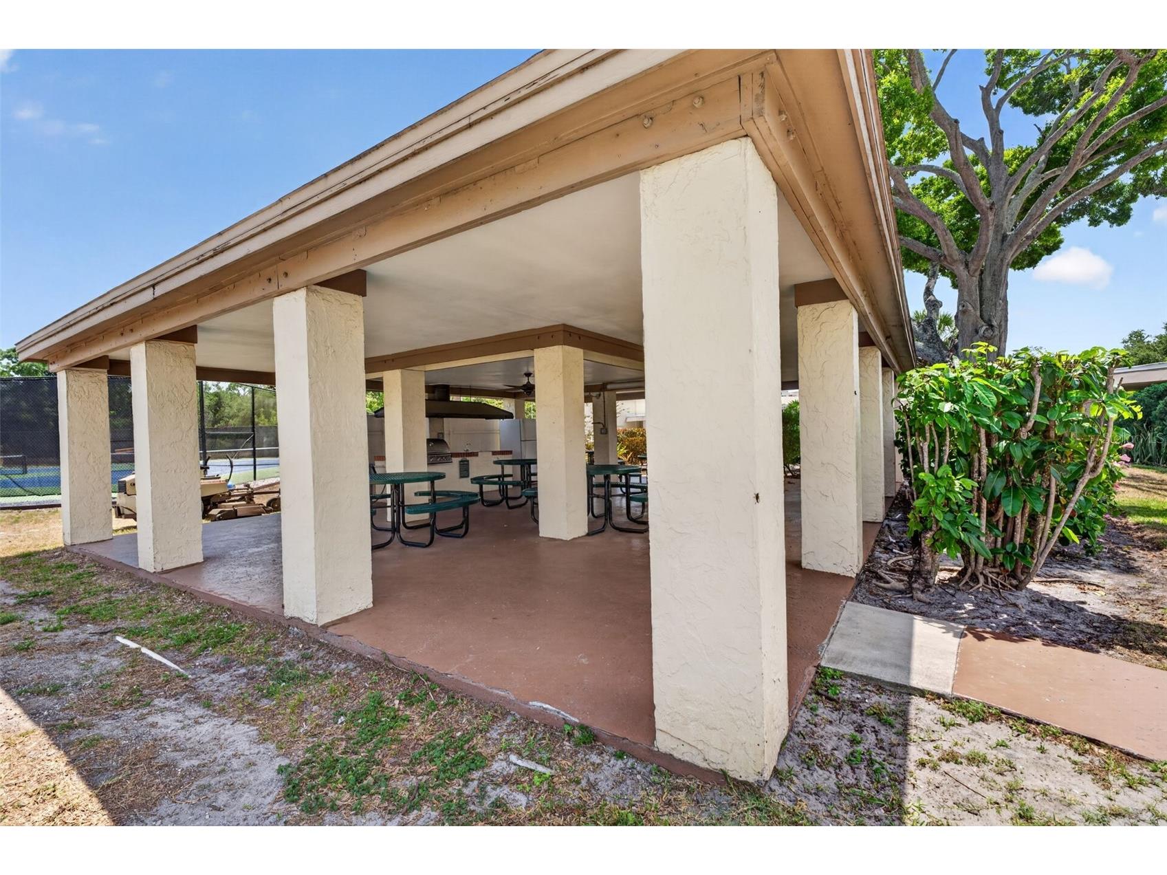 5925 Terrace Park Drive N #203 Saint Petersburg FL 33709 TB8500678 image38