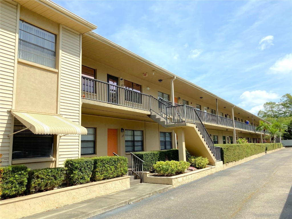 5925 Terrace Park Drive N #210 Saint Petersburg FL 33709 U8193204 image1