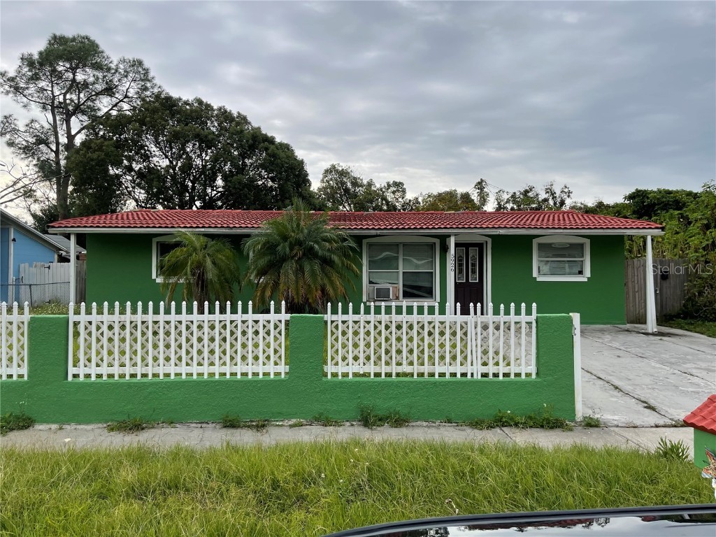 5926 Abercorn Drive Orlando FL 32812 T3409273 image1