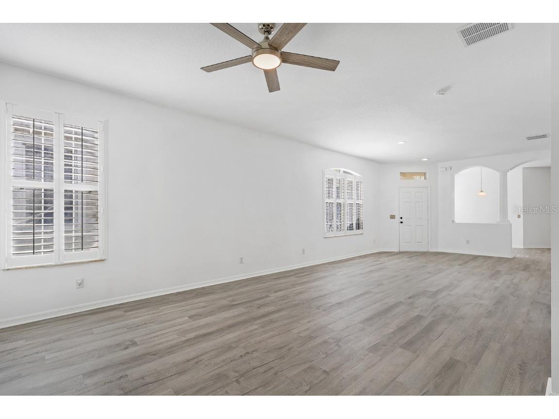 5926 Phoebenest Drive Lithia FL 33547 TB8450634 image6