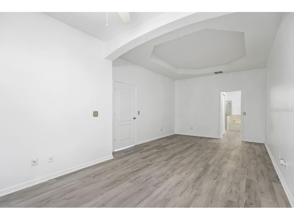 5926 Phoebenest Drive Lithia FL 33547 TB8450634 image8