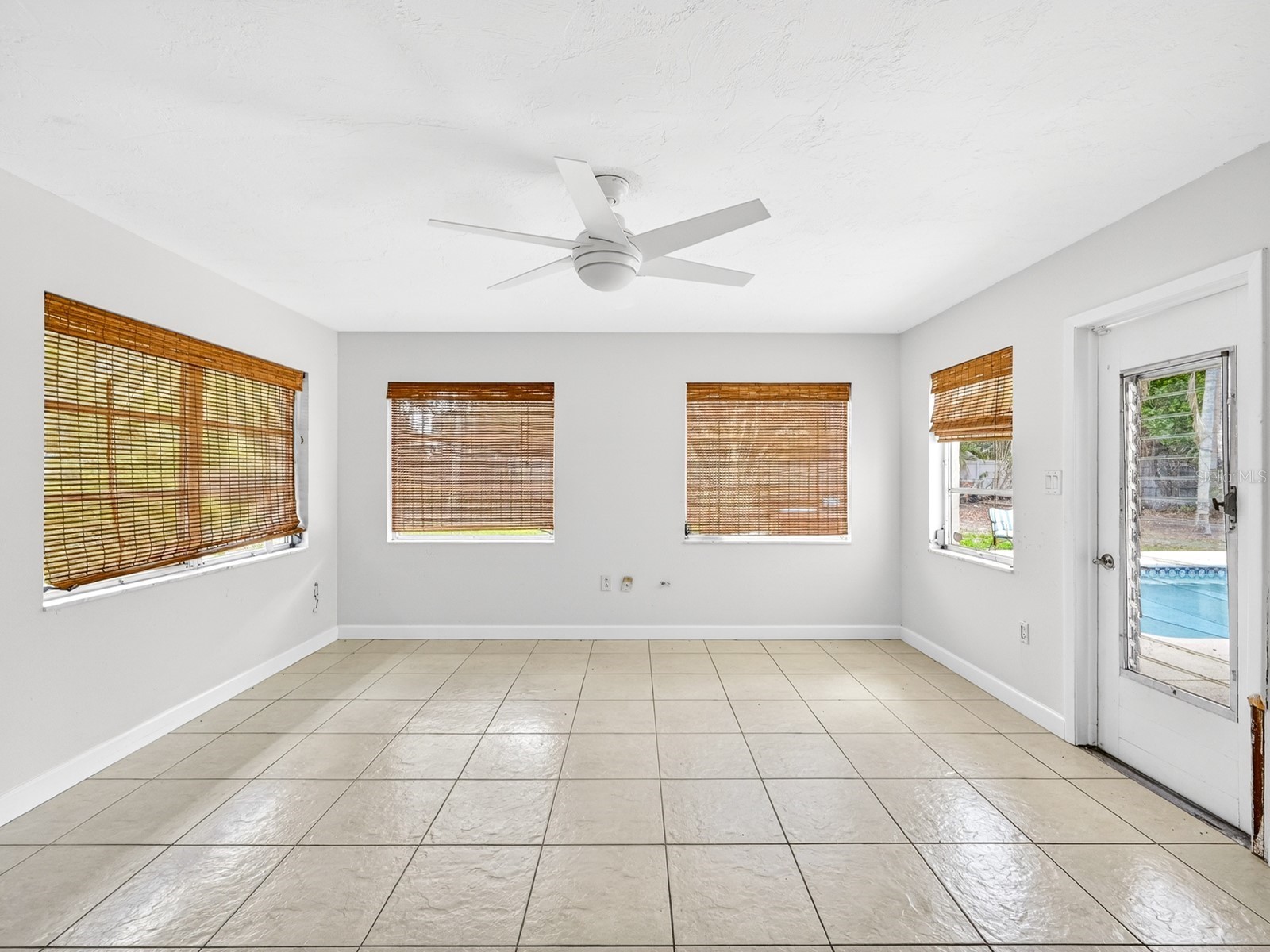5927 Driftwood Avenue Sarasota FL 34231 A4694069 image11