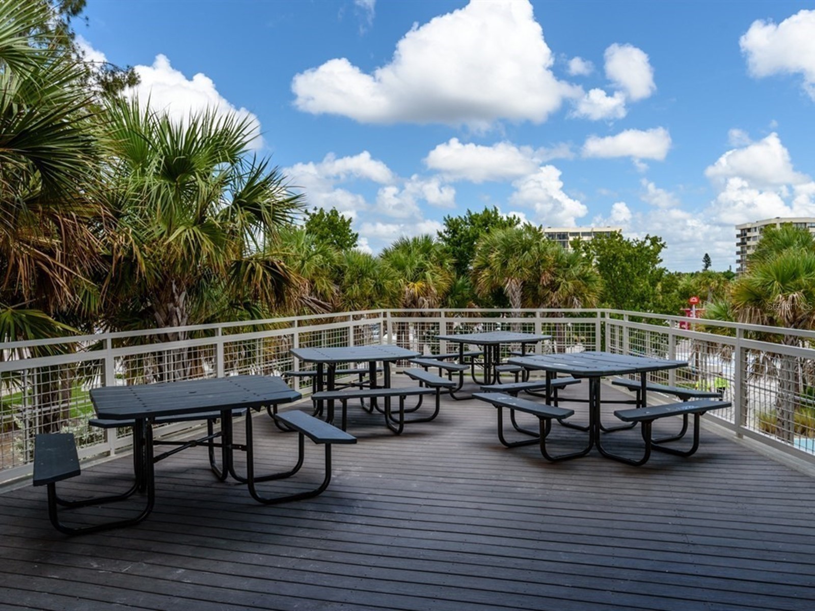 5927 Driftwood Avenue Sarasota FL 34231 A4694069 image55