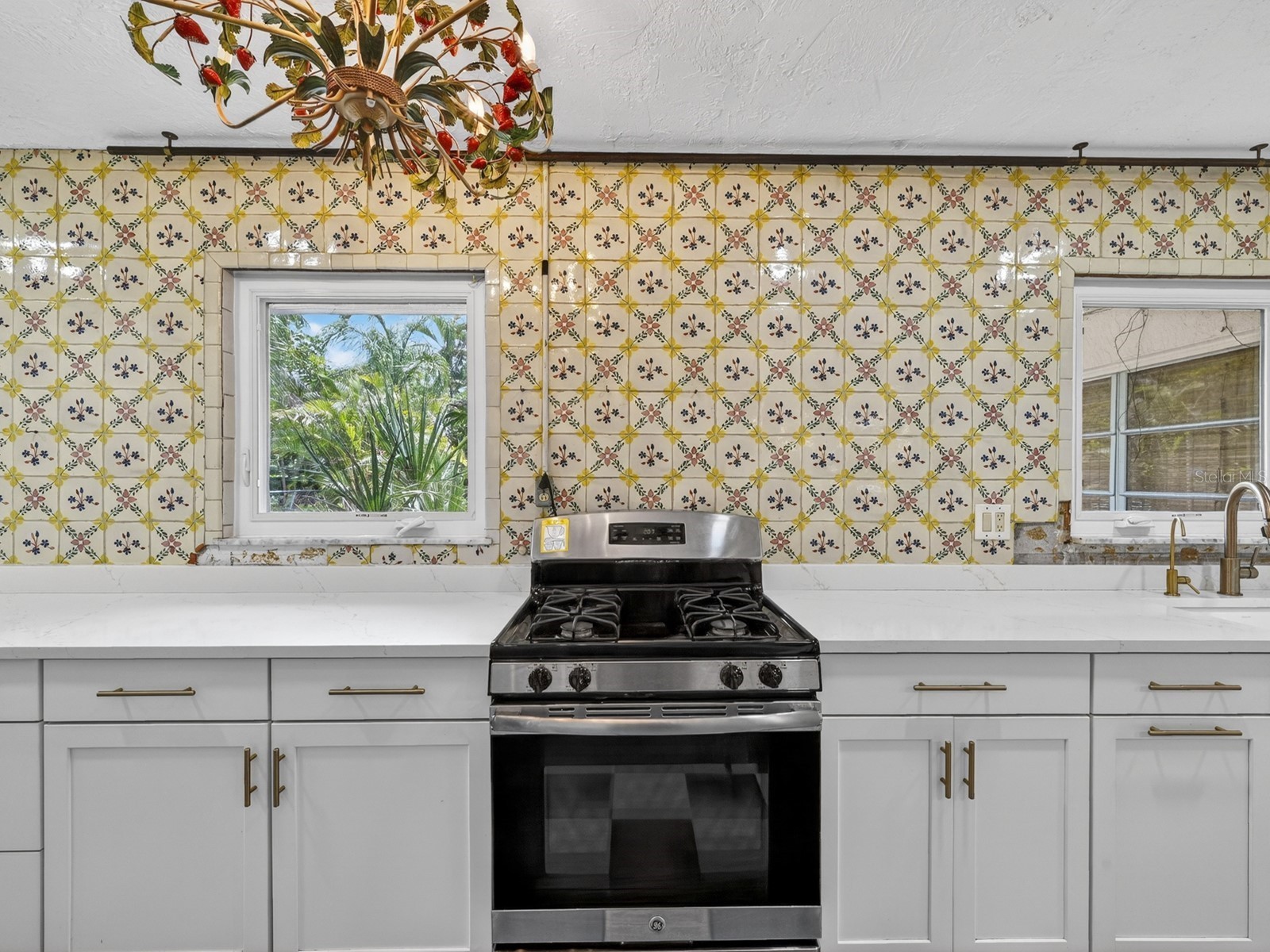 5927 Driftwood Avenue Sarasota FL 34231 A4694069 image8