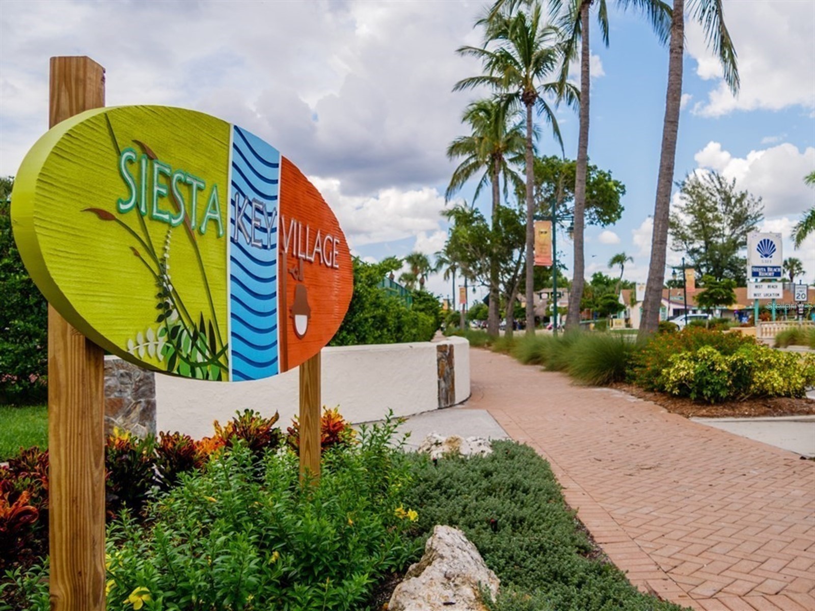 5927 Driftwood Avenue Sarasota FL 34231 A4694069 image94