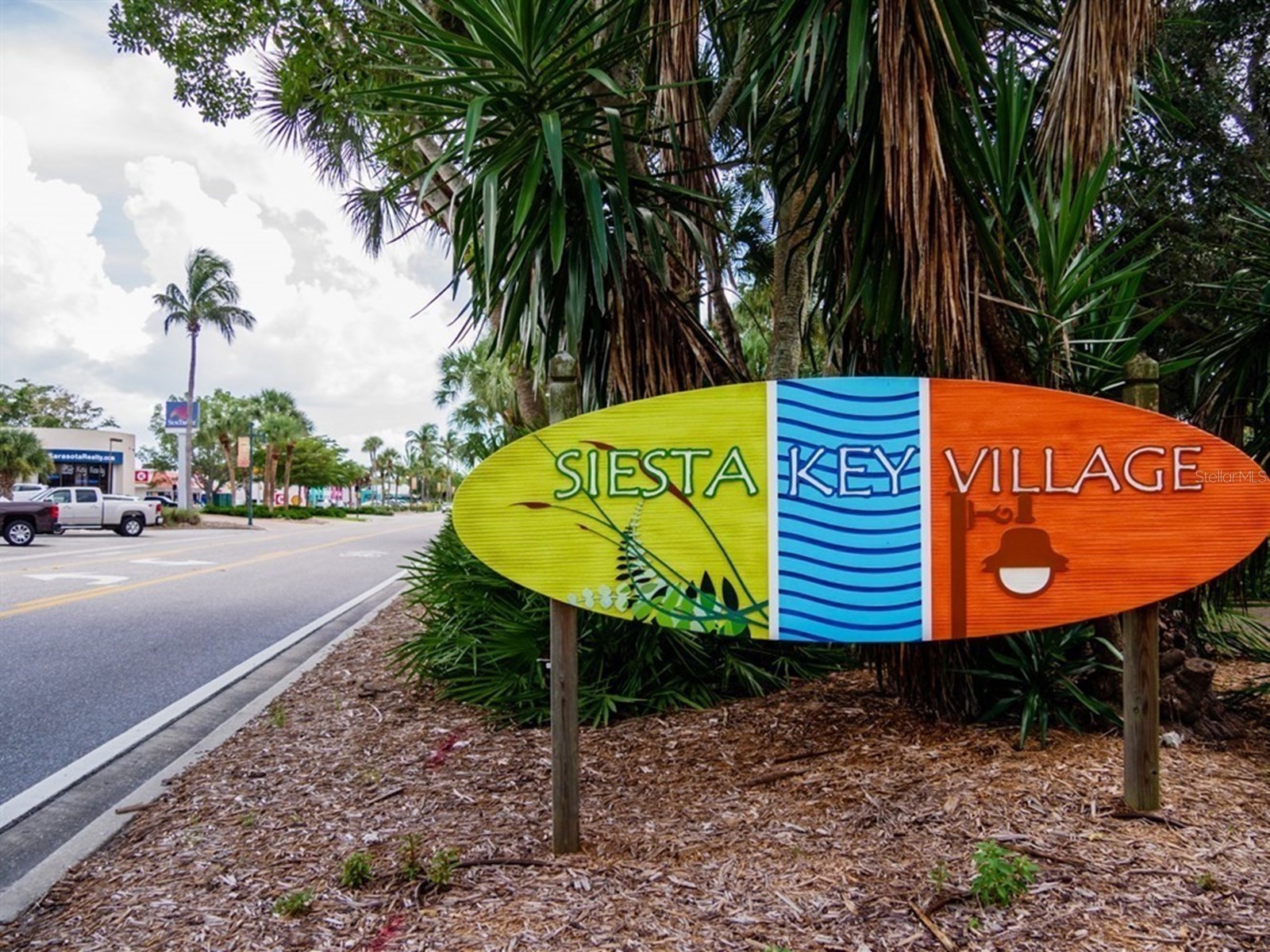 5927 Driftwood Avenue Sarasota FL 34231 A4694069 image96